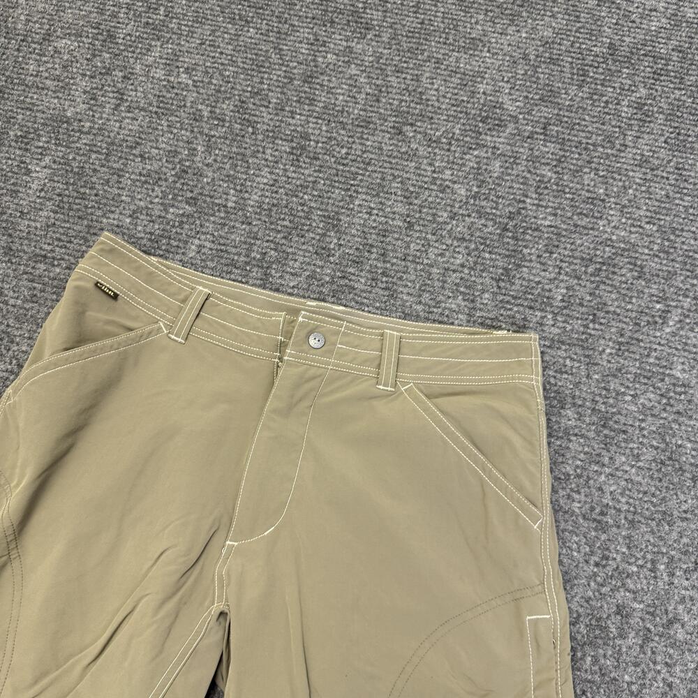 Kuhl Shorts Mens 32 Beige Cargo Hiking Outdoor Performance Stretch 11 Inseam - Picture 2 of 16